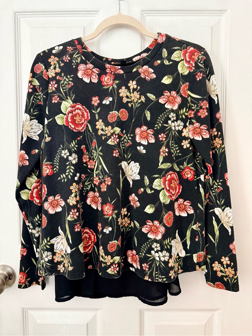 Bobeau Black Floral Layered Open Back Tie Long Sleeve Top S Fall Cottagecore